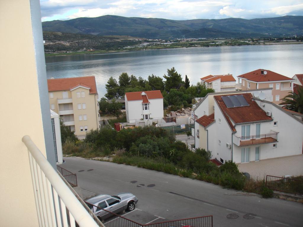 Apartment Z&E Trogir Eksteriør bilde