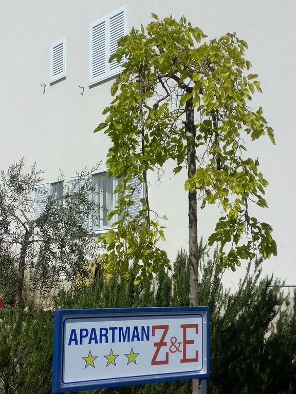 Apartment Z&E Trogir Eksteriør bilde