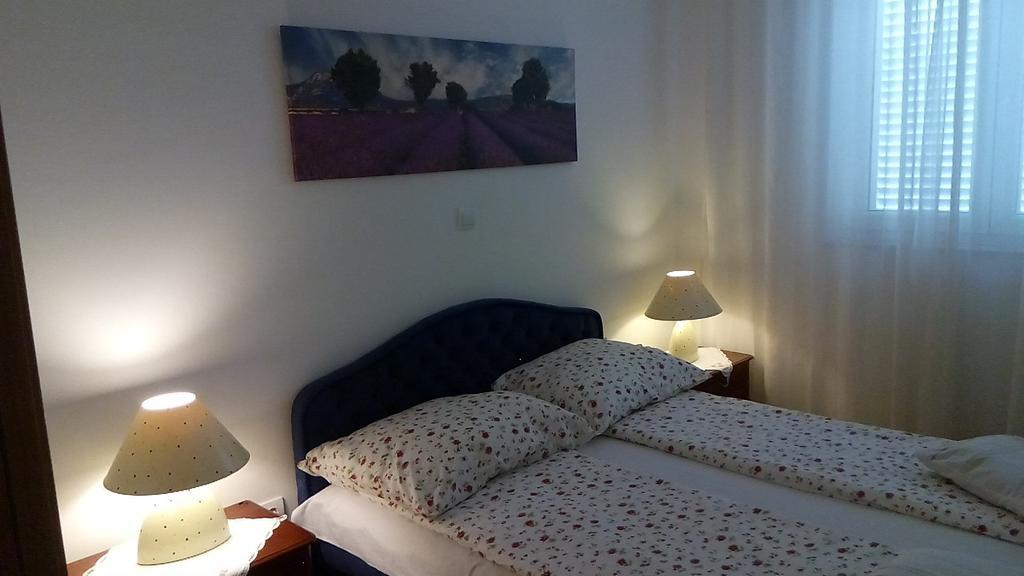 Apartment Z&E Trogir Eksteriør bilde